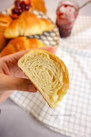 Check spelling or type a new query. Ricetta Dei Cornetti Sfogliati Senza Uova Ne Lattosio 250 Kcal Easy Vegan Croissants La Vie Est Fit