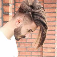 Erkek saç modelleri arasında son zamanlarda revaçta olan bu stilde, yanlar kısa üst taraf ise şekil verilebilecek uzunlukta olmalıdır. Erkek Uzun Sac Modelleri 9 Guzel Sozler 2021