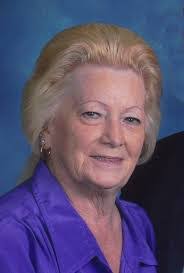 Leslie Rainey's Instagram, Twitter & Facebook