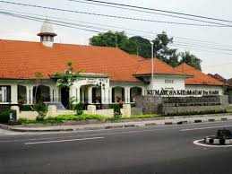 Beberapa foto yang bersumber dari kitlv tentang potret aktifitas pendidikan di yogyakarta jaman indonesia masih hindia belanda. Selintas Sejarah Rs Rs Mata Dr Yap Star Jogja Fm