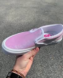 Other types of flowers such as daisies observe the change in colors in the petals. Uv Activated Vans Change Color From Parrot Surf Shop