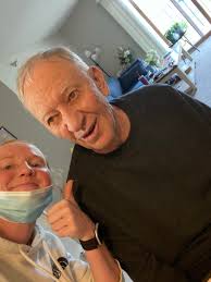 Sarah Jacobson (@sarahj1221)