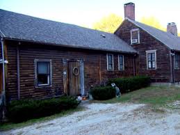 In the conjuring house, players will enter the game exploring a seemingly abandoned house that is consumed with demonic activity. Owners Of Home On Which The Movie The Conjuring Is Based Sue Warner Bros Abc News