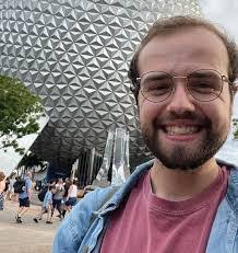 Travis Malone's Instagram, Twitter & Facebook