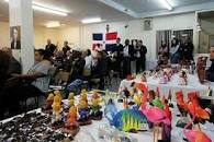 Resultado de imagen para fotos de vendedores de artesanía en maimon, puerto plata