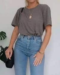A denim skirt lets your legs soak up the sun while keeping you listed as a fashion goddess. 50 Easy And Cute Summer Outfits Ideas For School 2019 00046 Litledress 2019 Outfit Diy Basic Outfits Trendy Fall Outfits Simple Outfits