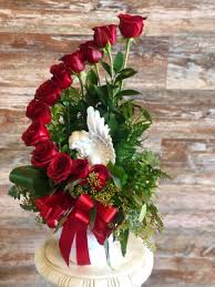 Send funeral flower sprays and arrangements by independent florists across the united states. Naturally Craft D Bartlett Florist Sympathy Flowers Servicing Memphis Tn