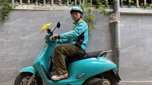 Tốt nghiệp loại Giỏi ngành IT ĐH Công nghiệp Hà Nội vẫn chạy xe ...