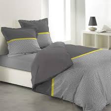 Description Housse De Couette Imprimee Bicolore En 100 Coton 57 Fils Tissage Tres Serre Motif Housse De Couette Parure De Lit Parure Housse De Couette