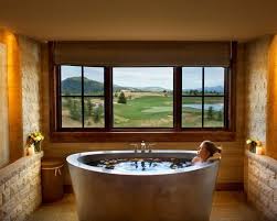 Oval Japanese Style Bathup In En Suite Bathroom Of Japanese Style Soaking Tub For Satisfying Bath Japanese Bathroom Design Japanese Bathroom Bathroom Style