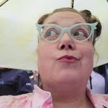 Lesa Hughes's Instagram, Twitter & Facebook