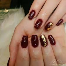 Nail Pictures Artificial Nails Pedicures Elira Beauty Bar Elegant nails using go time color deluscious and gold foil by yn mentor…