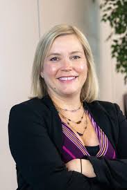 Alison Kahn headshot