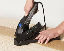 Install laminate flooring in your home with these simple instructions. How To Cut And Fit Laminate Dremel Europe