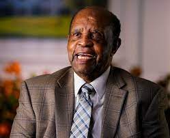 In 1975, he became the first artie clear interviews lee elder, first african american golfer on the pga tour, at the art of the olympians golf. With Elder As Guide Augusta National Evolves