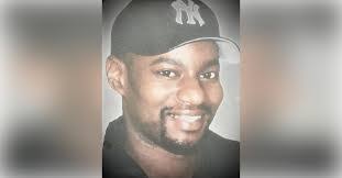 Stephen Viney's Instagram, Twitter & Facebook