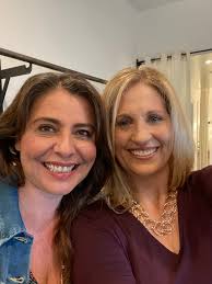 Caroline Leach (@caroline_leach)