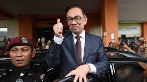 The latest tweets from @anwaribrahim Bukan Pengkhianat Anwar Ibrahim Beberkan Alasan Mundurnya Mahathir