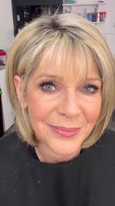 In the makeup chair with Ruth Langsford #loosewomen #ruthlangsford #grwm  #grwmmakeup #transformation