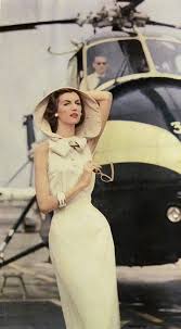 Pin By Ella Henson On Vintage Fashion Vintage Couture Vintage Fashion 50s Fashion