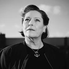 Wir möchten allen lieben Menschen danken, die Anna auf verschiedenste Art  und Weise, in den für uns alle sehr schweren letzten Tagen, gedacht haben.  Uns erreichten viele liebevolle Nachrichten und wir haben