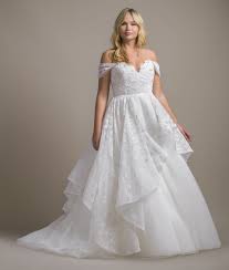 10 Real Brides In Hayley Paige Dresses You Can T Miss Hayley Paige Bridal Wedding Dresses Hayley Paige Wedding Dress