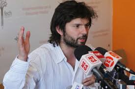 Gabriel borić font (born 11 february 1986) is a chilean politician, currently serving as a member of the chamber of deputies, representing the magallanes and chilean antarctica region, and former chilean student leader. Chilenischer Studierendenverband Ruft Zu Landesweitem Streik Auf Amerika21