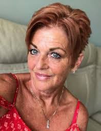 Pam Shelton's Instagram, Twitter & Facebook