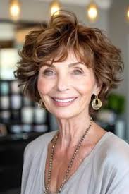 Elena Borges (elenaborges70)