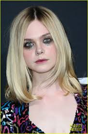 Elle Fanning Showcases Glitter Eyes for Saint Laurent at the Palladium:  Photo 3574727 | 2016 Saint Laurent At The Palladium, Dakota Fanning, Elle  Fanning, Emma Roberts Photos | Just Jared: Entertainment News