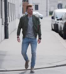 Style Tips For College Men 11 Practical Tips To Look Better Mens Outfits Jackets Men Fashion Chelsea Boots Men