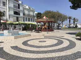 Loulé, φάρο, portimão, olhão, albufeira, silves, lagos, tavira, lagoa, vila real de santo antónio, são brás de. Algkarbe Sthn Entypwsiakh Notia Portogalia Umano Gr