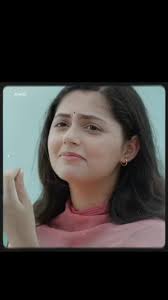 Main Title: Charming Love Song “Saiyaara” by Aneet Padda ft. Ahaan Panday  and Vaani Bhatia