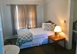 The rooms have private bathrooms with complimentary toiletries, a drier and a hairdryer. The Highland Inn 139 1 3 9 Atlanta Hotel Deals Reviews Kayak