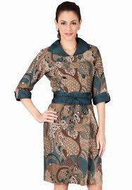 Baju resmi menjadi pilihan terbaik setiap wanita. 45 Model Baju Batik Kerja Wanita Kombinasi Terbaru 2020