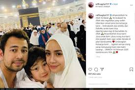 Menerusi satu perkongsian di instagram, fattah berkata hasrat mereka untuk memiliki untuk memiliki cahaya mata sulung dimakbulkan tidak lama selepas memohon doa di tanah suci mekah ketika mengerjakan ibadah umrah disember lalu. Ulang Tahun Di Mekkah Raffi Ahmad Doakan Nagita Semakin Sabar Halaman All Kompas Com