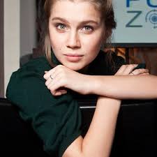 Дарья мельникова — молодая российская актриса театра и кино, которая получила популярность благодаря своей роли в комедийном семейном сериале «папины дочки». Muzh Dari Melnikovoj Lichnaya Zhizn Izvestnyh Lyudej