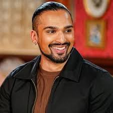 Hello Fans, If you're a huge fan of mine can I get a big A'HO !!! I love  you All 🪶