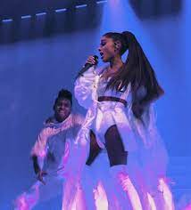 Pin On Ariana Grande