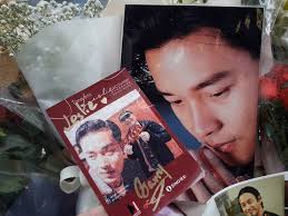 Missing Leslie forever..full support