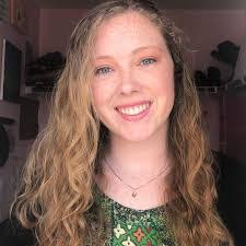 Ariel Asher's Instagram, Twitter & Facebook