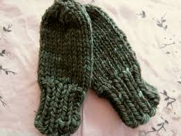 This video is about knitting the afterthought thumb. Chunky Baby Mittens With No Thumb Free Knitting Pattern Knitting Bee