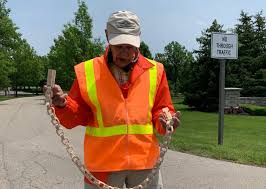 Paying gratitude to a special volunteer dedicated to caddies at the  Memorial Tournament