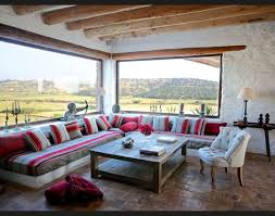 We are an award winning team and have over 25 years experience making brides beautiful and happy for their special day. Salon Avec Vue Sur La Campagne Marocaine