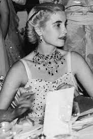 1930s Fashion And The Women Who Defined The Thirties Style Poor Little Rich Girl 1930s Fashion Rich Girl