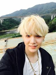 Guess the bts song in 2 seconds | 2020 edition. Bts Suga Agust D Has Surpassed 93 M Views On Youtube It Has Gained 8 6m Views In 2020 So Far Congratulations Yoongi Http Youtu Be Tgou00mf3ki Suga ë¯¼ì¤ê¸° ìê° ë°©íìëë¨ìê°