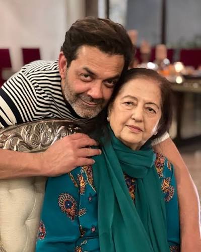 Love you Usha aunty ❤️happy birthday