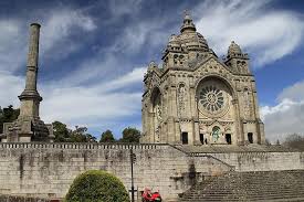 Blue house ponte de lima is located in ponte de lima. Private Tour To Alto Minho Viana Do Castelo Ponte De Lima And Barcelos 2021 Braga
