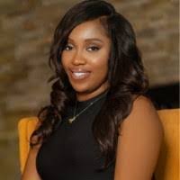 Tricia Pratt's Instagram, Twitter & Facebook