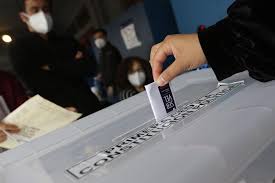 Y que podían significar, además, un evidente aumento de su riesgo de contagio Chile Parte Este Fin De Semana Un Ano Electoral En America Latina Que Tensiona Los Mercados La Tercera
